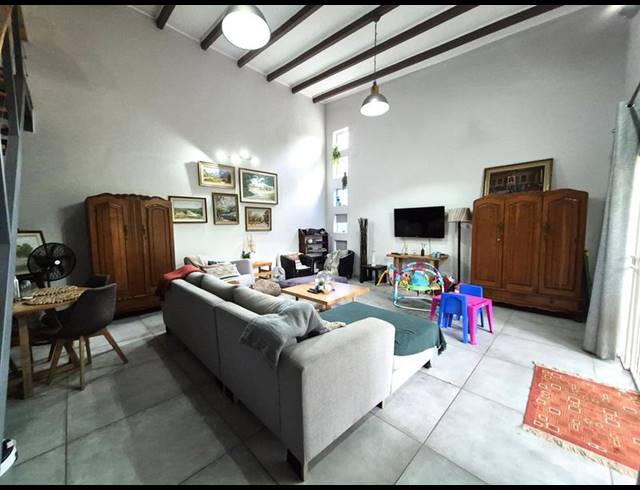 3 BEDROOM HOUSE FOR SALE IN VILLIERIA